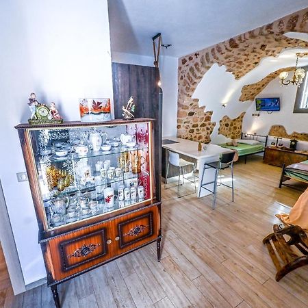 Καμάρα Χωριό Φοινίκι , Kamara Finiki Village Moláoi 외부 사진